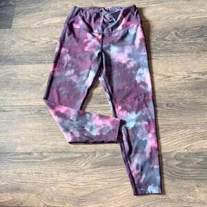 Marika Sz M Wine Tasting Clouded Tie Dye Leggings Purple Pink Yoga Athleisure